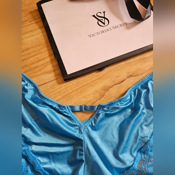 Sold - Picture 4 of 6